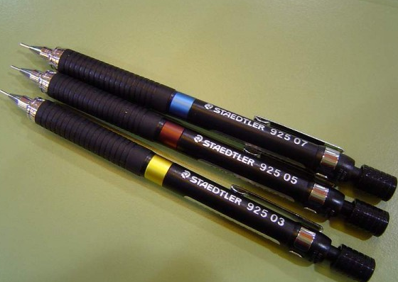 Staedtler德国施德楼 925系列 专业绘图自动铅笔 下单7折后48.3元（天猫159元起） 买手党-买手聚集的地方
