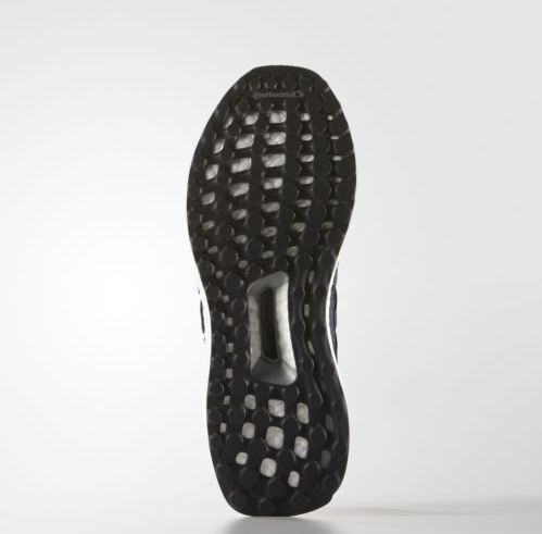 Adidas阿迪达斯 Ultra Boost 2.0 女款跑鞋 90美元约￥605（天猫三方959-1729不等） 买手党-买手聚集的地方