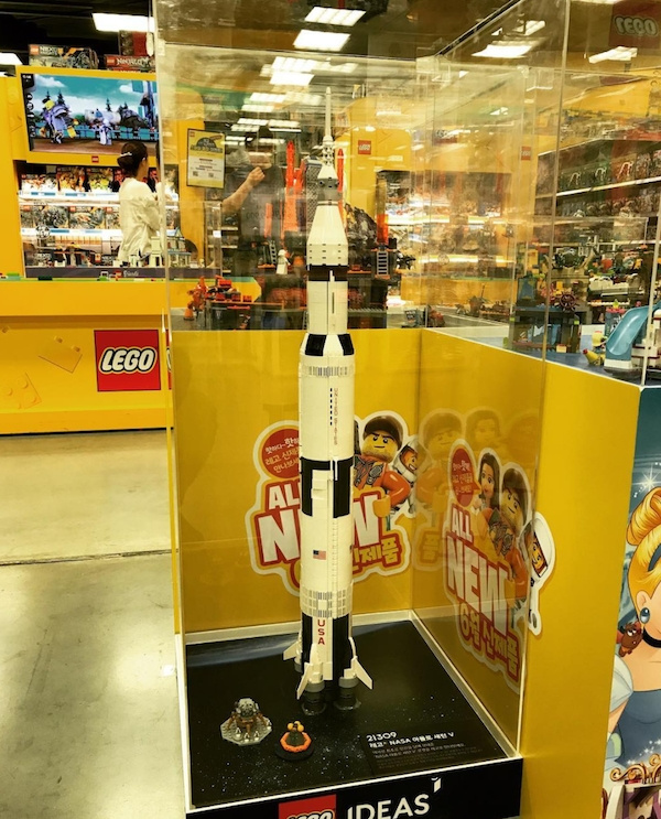 乐高 LEGO IDEAS系列21309 NASA阿波罗计划土星5号 119.99美元约￥794（京东1299元） 买手党-买手聚集的地方