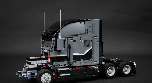 LEGO 乐高 Technic 科技系列 42078 马克卡车 109.99英镑约￥949（京东1479元） 买手党-买手聚集的地方