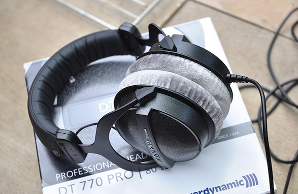 beyerdynamic 拜亚动力 DT 770 PRO 头戴式耳机 80欧 120美元约￥777（京东1199元） 买手党-买手聚集的地方