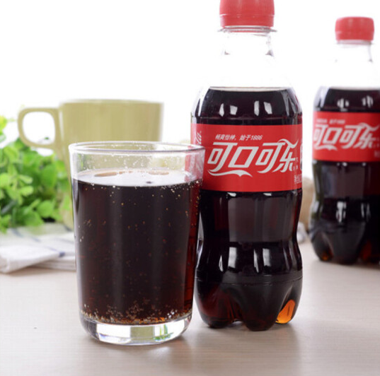 Coca Cola 可口可乐 汽水 300ml*12瓶 15.9元（超市2.5元/瓶） 买手党-买手聚集的地方