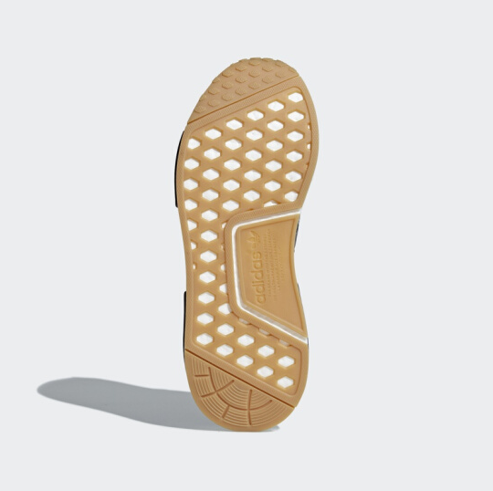值哭！adidas 阿迪达斯 NMD_R1 男女款休闲运动鞋 479.2元包邮（长期839元） 买手党-买手聚集的地方