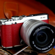 富士 X-A1 16-50mm微单套机 2色  2399元送相机包、闪迪至尊高速16G（其他渠道2500无赠品）