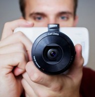 创新科技 Sony 索尼 QX10 镜头式 数码相机 1269元（主流电商最低）