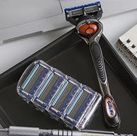 微震动科技，极致顺滑：Gillette吉列 锋隐致顺动力 电动刮胡刀 1刀架+1刀头+1电池