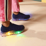 特价清仓，巴西进口，机能按摩+炫彩灯：bibi 男女童 轮滑系列 机能鞋运动鞋