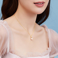 上市企业，S925纯银，淡水珍珠镶嵌：周大生 珍珠蝴蝶项链