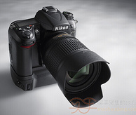Nikon 尼康 D7000 单反套机（AF-S 18-105mm VR镜头）
