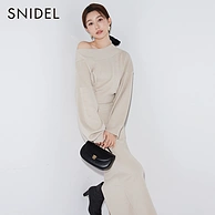 SNIDEL 23冬新品女士一字领羊毛针织上衣开衩半身裙套装 SWNO235061