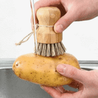 100%纯天然材质，刷锅洗土豆都能用，不沾油不伤容器：日本刷锅神器 剑麻椰棕刷