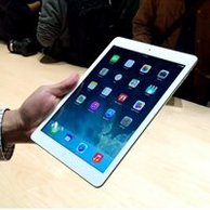 新低： Apple苹果 iPad Air 16GB WIFI全新版 359.99美元￥2210（国行京东3388）