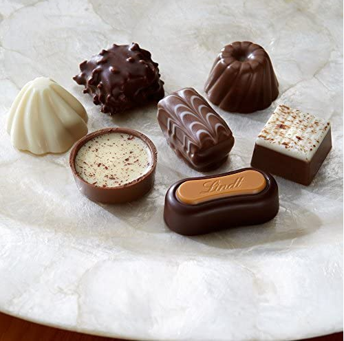Lindt 瑞士莲 创意甜点巧克力礼盒 400g prime直邮到手158.5元 买手党-买手聚集的地方