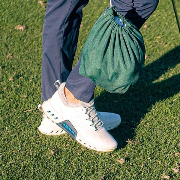 Ecco 爱步 Golf Biom C4高尔夫健步系列 男士Gore-Tex®防水高尔夫运动鞋130404 1092元（天猫旗舰店3041元） 买手党-买手聚集的地方