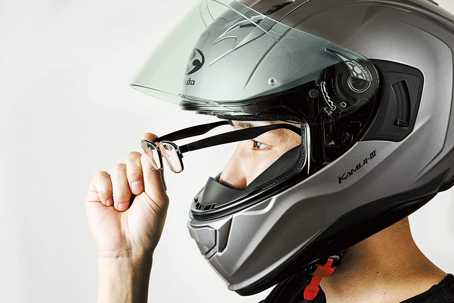 日本摩托车头盔三大品牌，OGK KABUTO KAMUI-3 神威3代 双镜片摩托车头盔 全盔 ‎